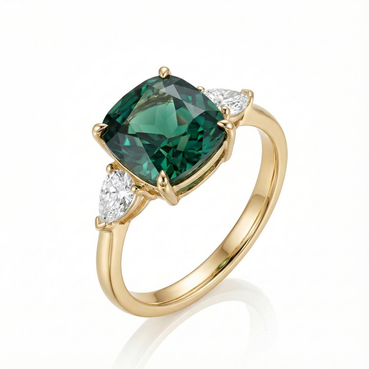 Vintage-Inspired Green Gemstone Gold Ring