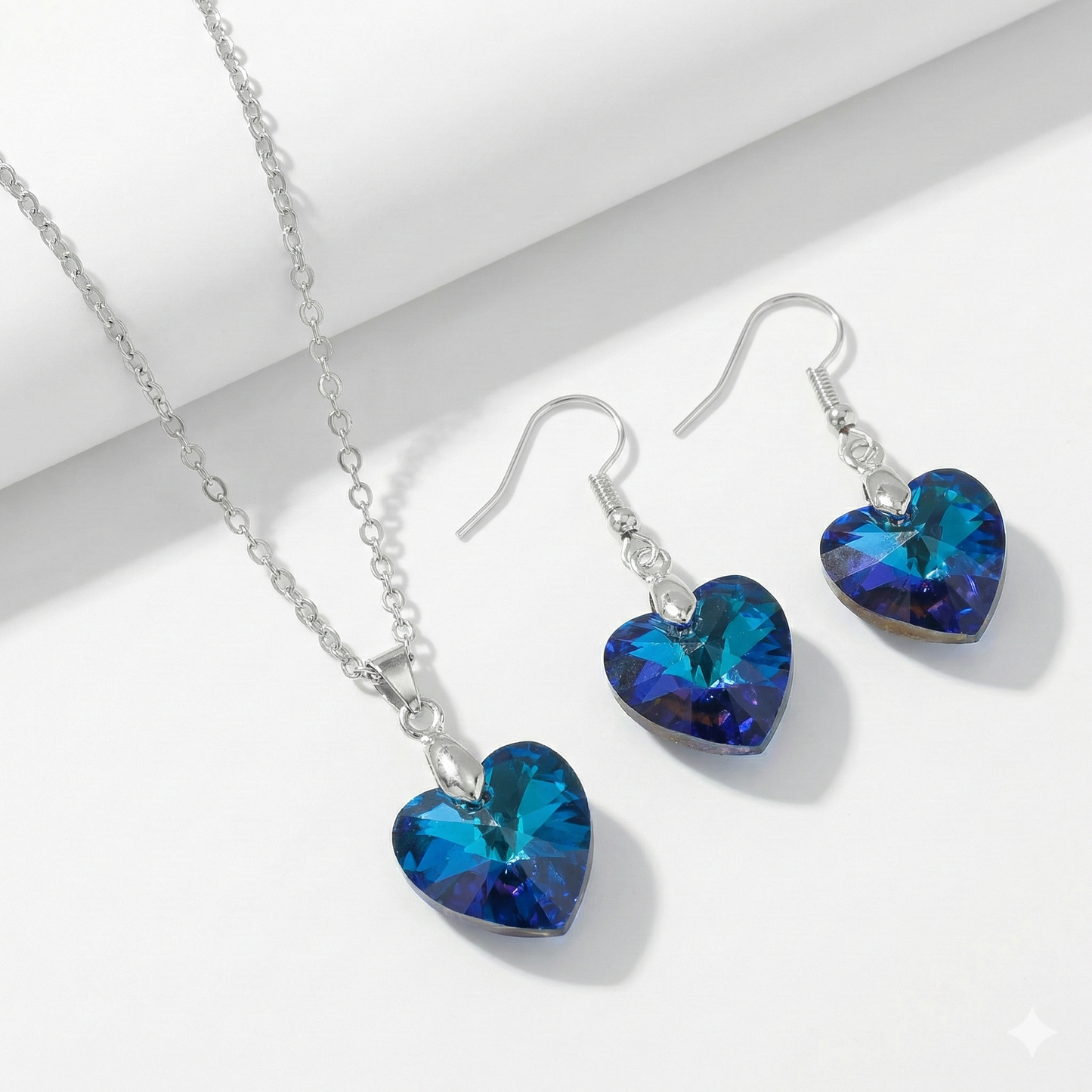 Lenora Caerwyn Jewelry Set