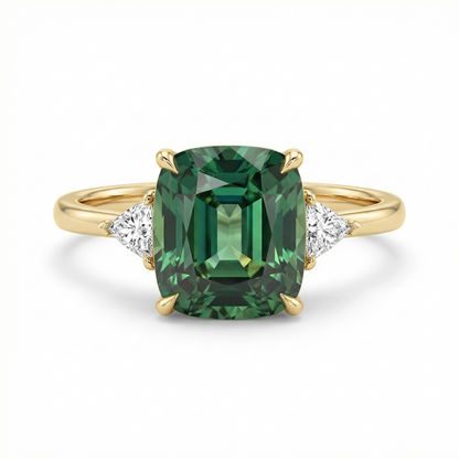Vintage-Inspired Green Gemstone Gold Ring